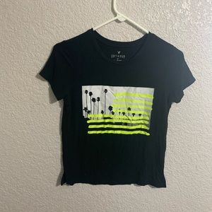 Basic graphic tee